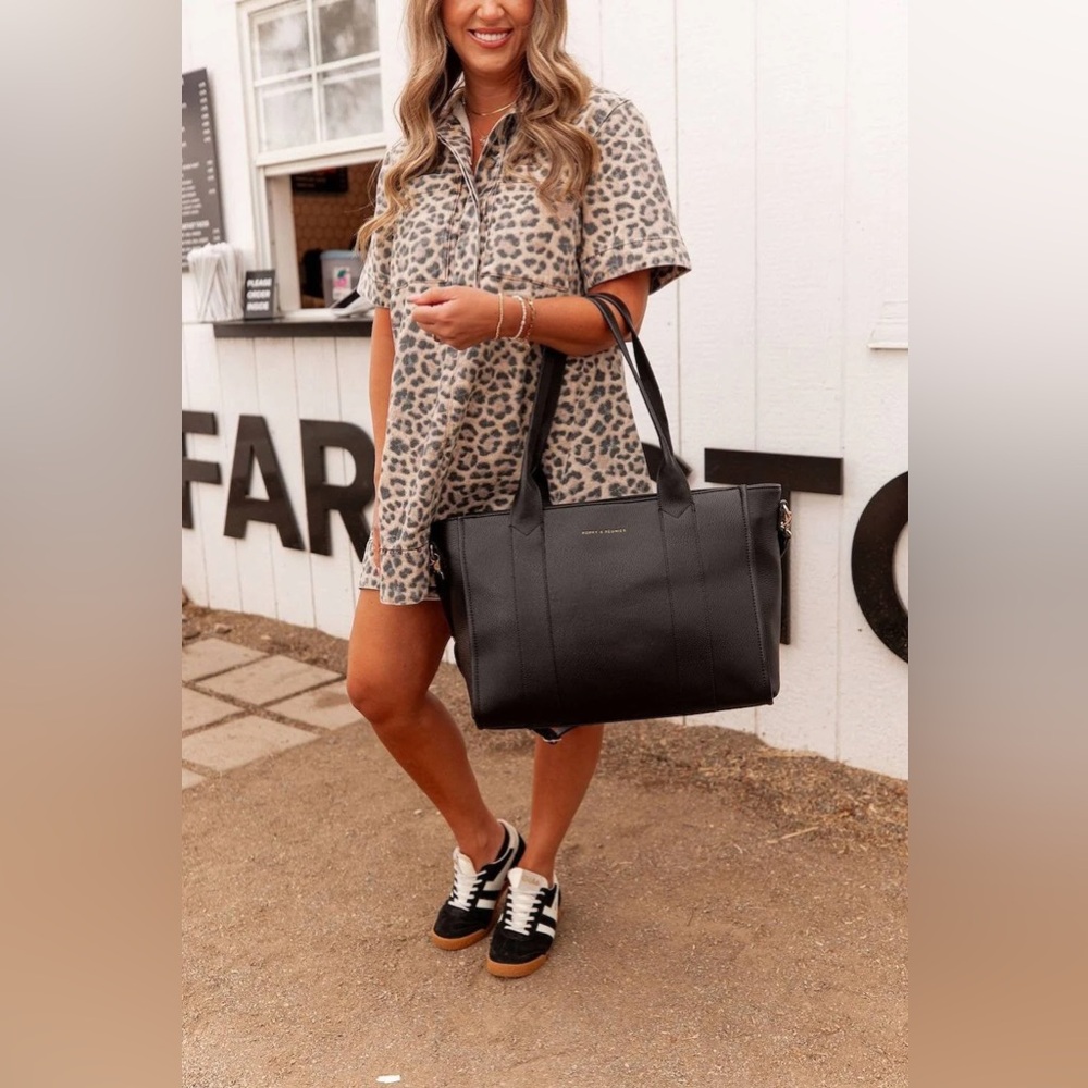 Poppy & Peonies Multitasker *NWOT*